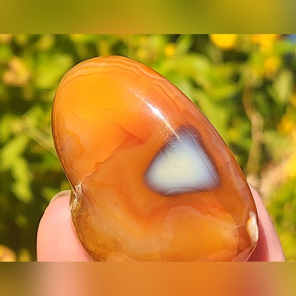 🌸🌸🌸 3/$50---Vibrant Orca Carnelian Puffy Heart Carving - Picture 15 of 17
